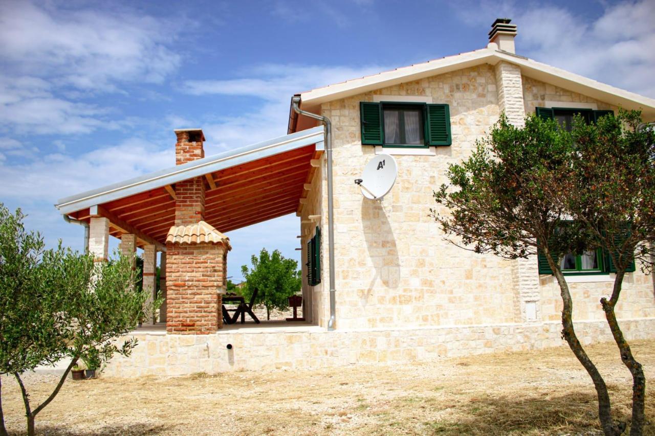 Villa Stone Pearl With Heated Swimming Pool Sveti Filip i Jakov Exterior photo
