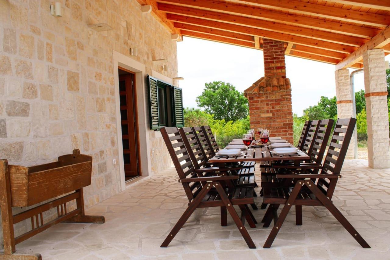 Villa Stone Pearl With Heated Swimming Pool Sveti Filip i Jakov Exterior photo