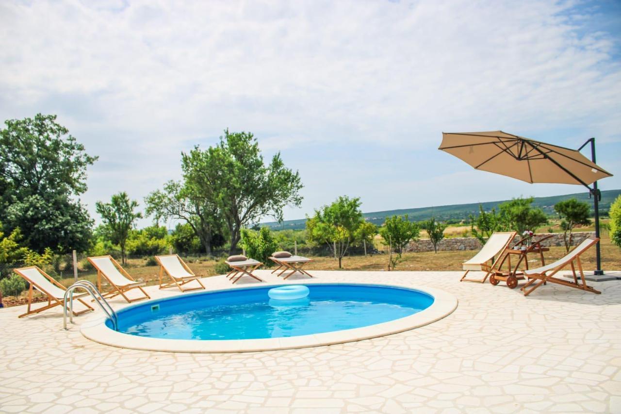 Villa Stone Pearl With Heated Swimming Pool Sveti Filip i Jakov Exterior photo